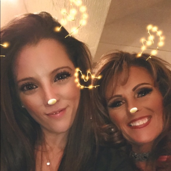 Meet your Posher, Jess - Picture 1 of 1